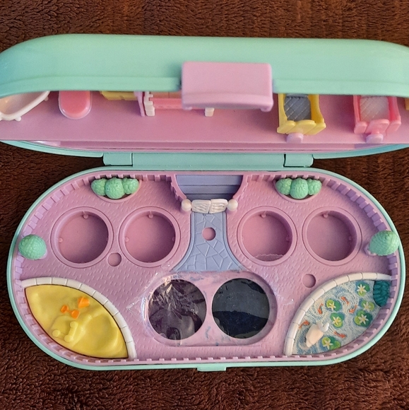 RARE Vintage 90s 1992 Bluebird Polly Pocket Babysitting Nursery Stamper Compact - Picture 9 of 10
